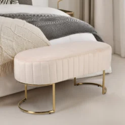 Banquette élégante matelassée Philomena pieds métal doré et Velours Beige