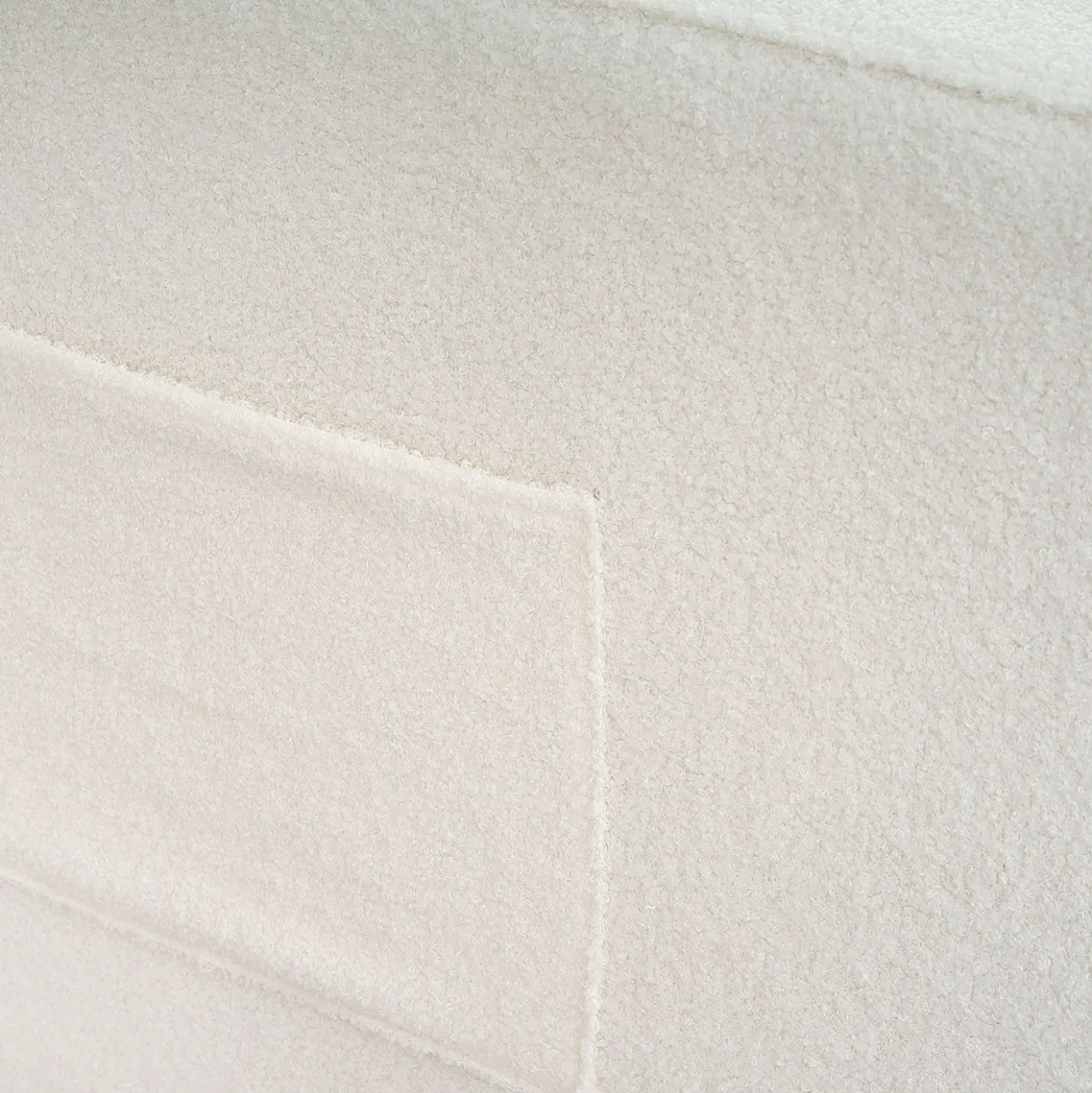 Canapé convertible 2 places Komaria Tissu bouclette Crème
