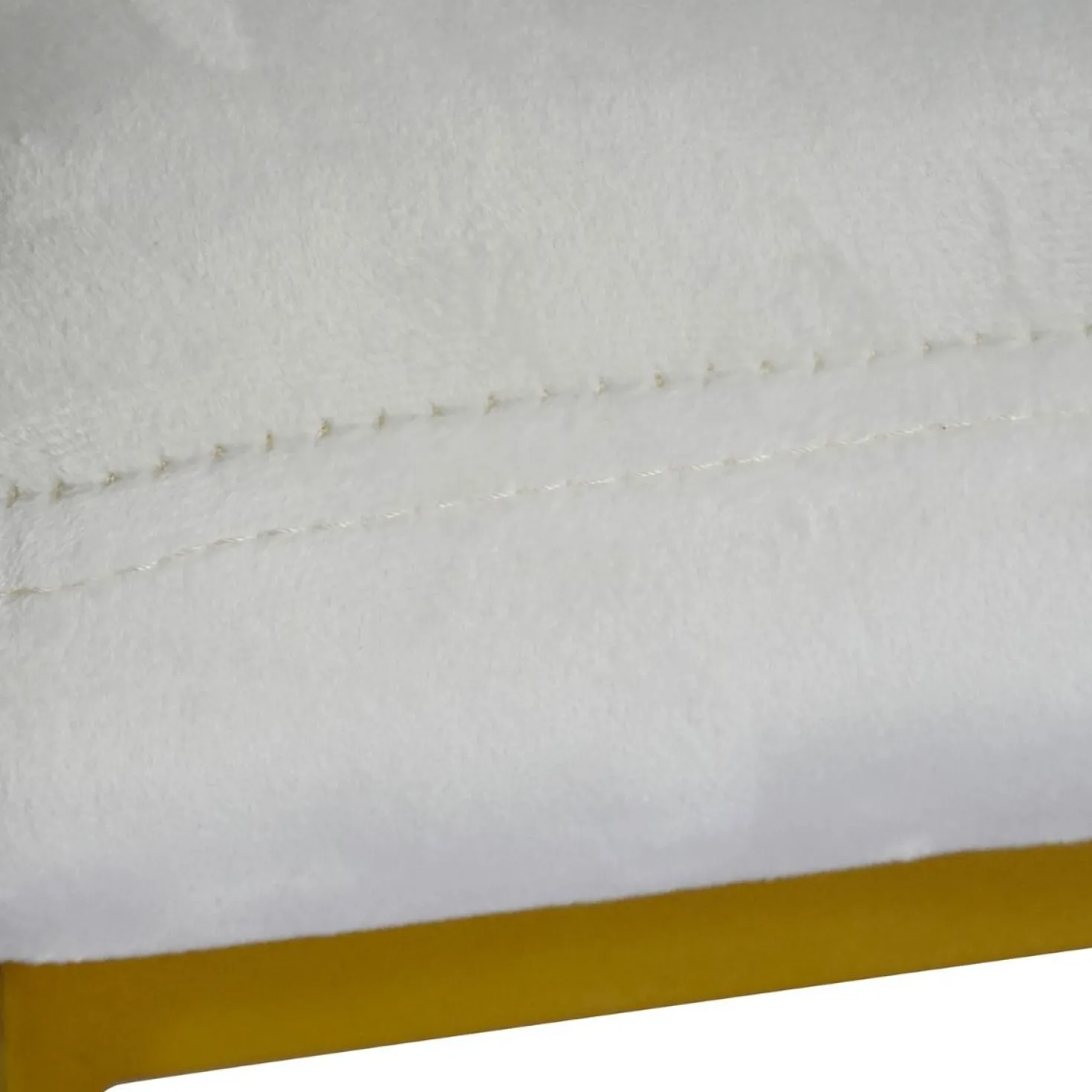 Chaise / Fauteuil Noellie Velours Blanc pieds Or