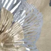 Décoration murale 3D en métal feuilles et fleurs or / argent