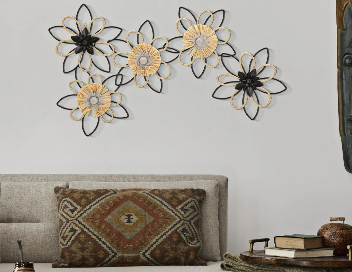 Décoration murale 3D fleurs métal Noir et Raphia Naturel