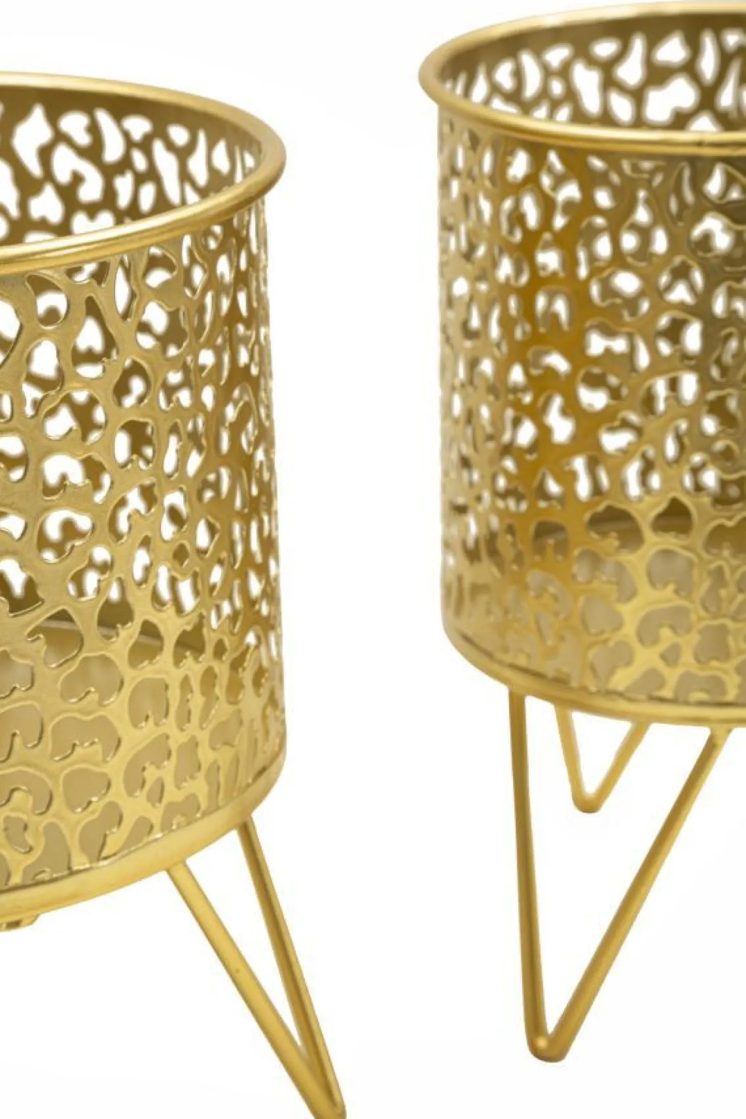 Ensemble de 2 vases porte-épingle métal doré décoré de sculptures irrégulières