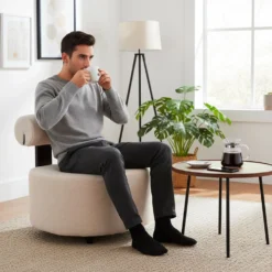 Fauteuil design Canelo Bois foncé et Tissu bouclette Beige