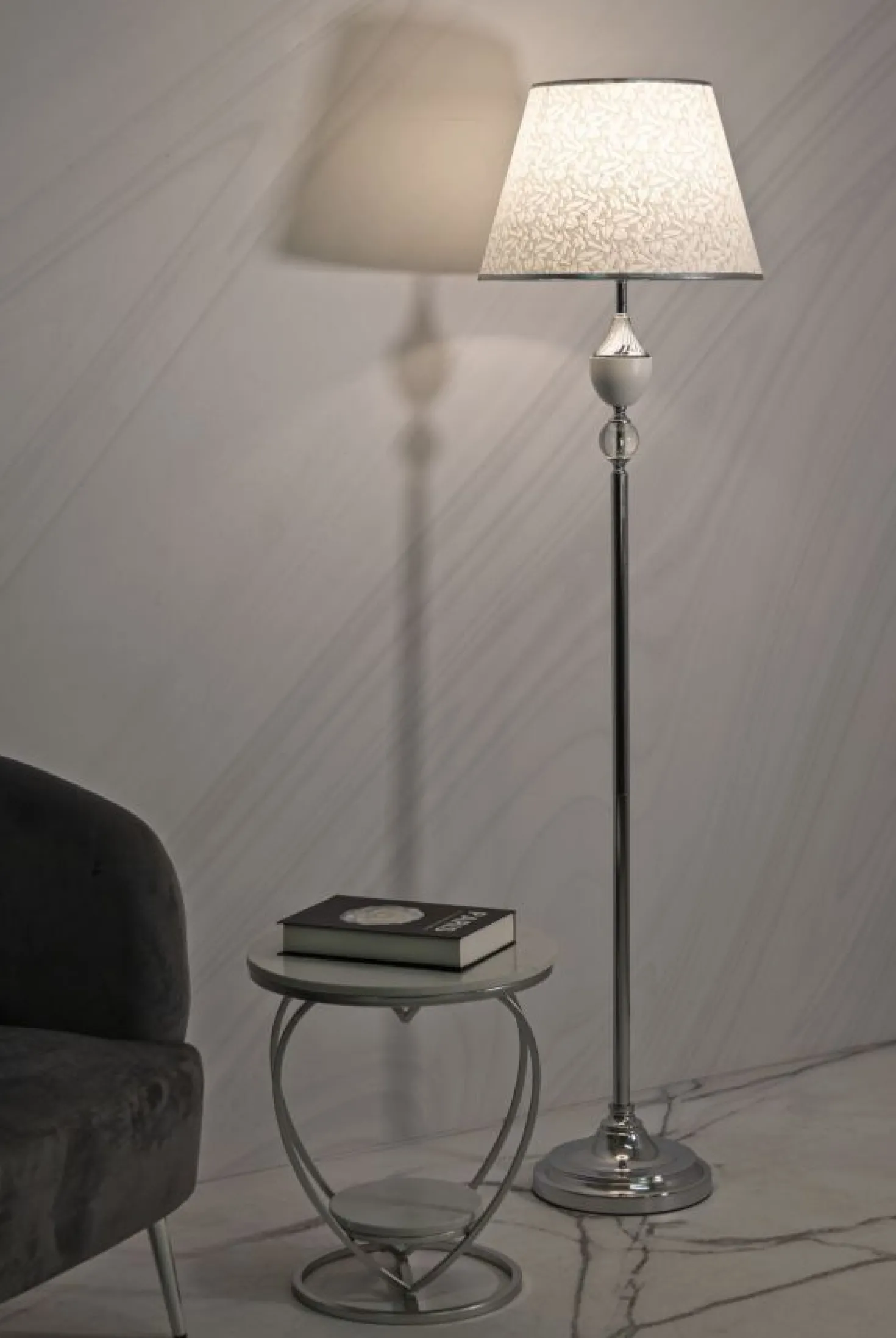 Lampe de sol Kody Métal Argent et Abat-jour Blanc