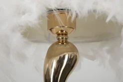 Lampe de table Chariot métal doré abat-jour plumes synthétiques Blanches
