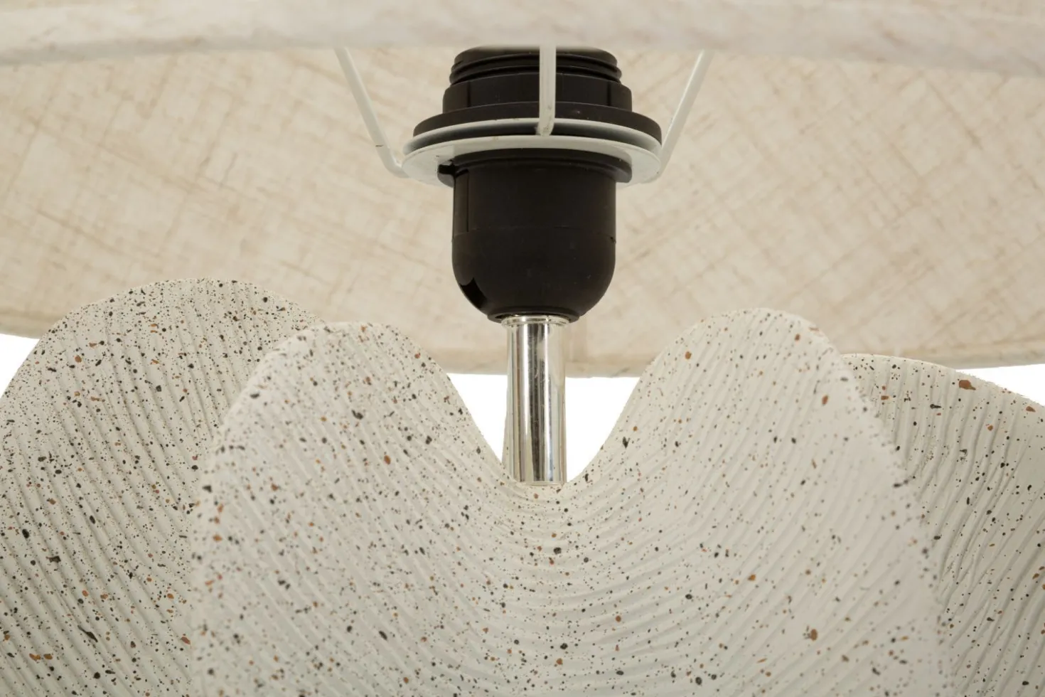 Lampe de table Ester Résine Ivoire Abat-jour Tissu Brut