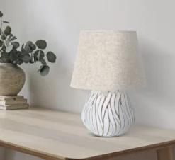 Lampe de table Honduras Résine décorations linéaires abat-jour Tissu Beige