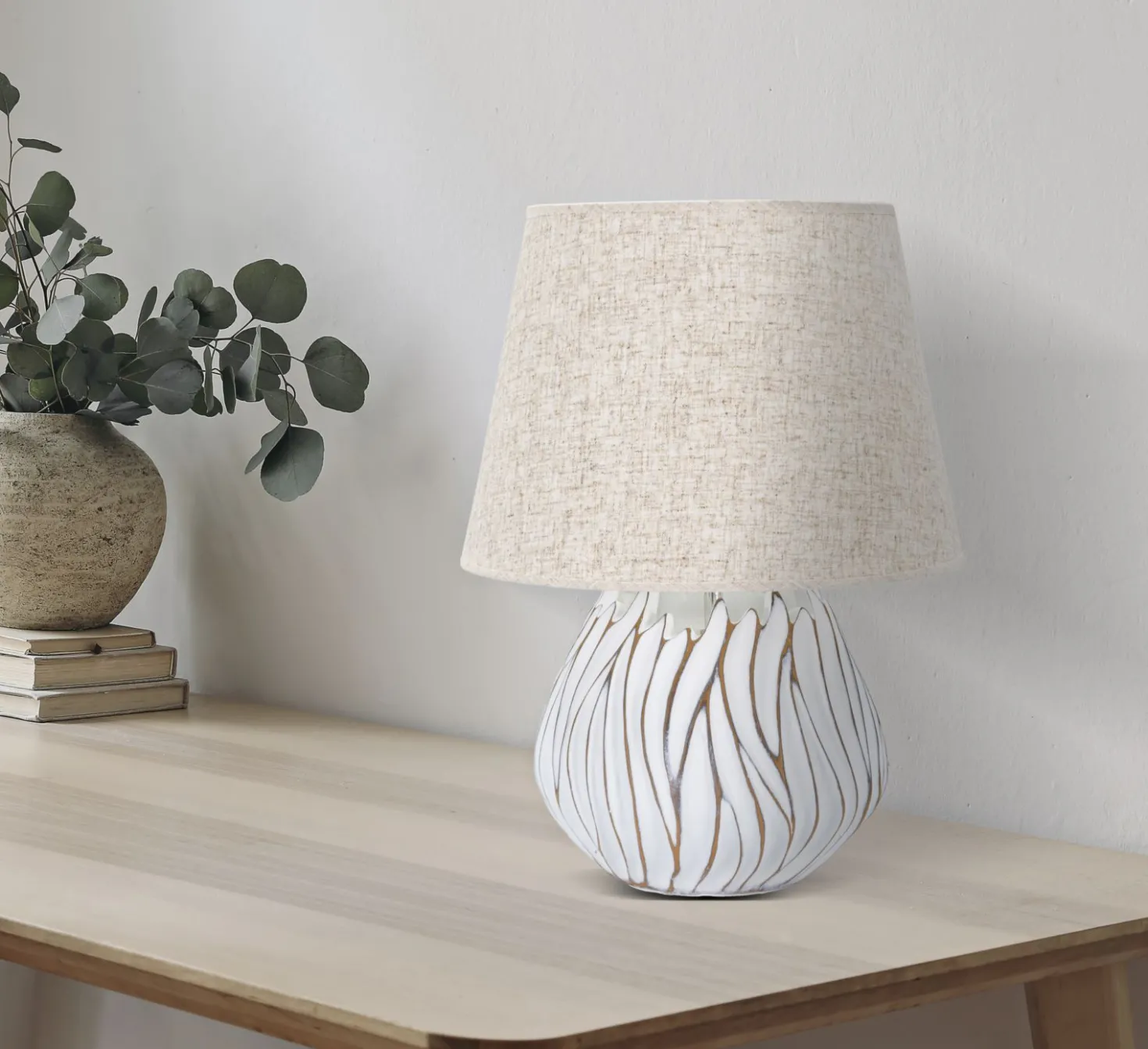 Lampe de table Honduras Résine décorations linéaires abat-jour Tissu Beige