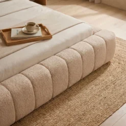 Lit-coffre avec rebords matelassés Challow 160x200cm Tissu Bouclette Beige