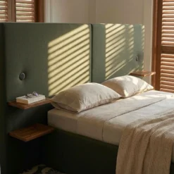 Lit-coffre complet avec tablettes et ports USB intégrés Lukas 160x200cm Tissu Vert