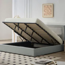 Lit coffre Sandiego avec sommier relevable 180x200cm et tête de lit cloutée Velours Gris clair