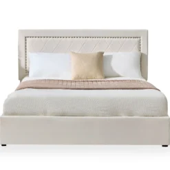 Lit coffre Sandiego avec sommier relevable 140x200cm et tête de lit cloutée Velours Beige