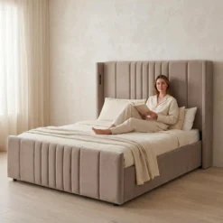 Lit complet avec sommier relevable prises USB et lumières intégrées Line 140x190cm Velours Taupe