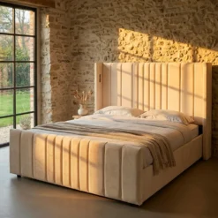 Lit complet avec sommier relevable prises USB et lumières intégrées Line 160x200cm Velours Beige