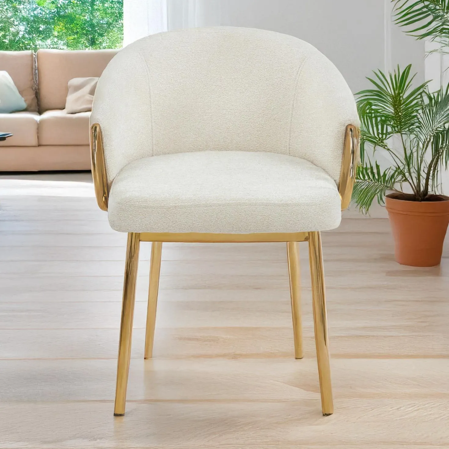 Lot de 4 chaises arrondies et matelassées Patricia Métal doré et Tissu Beige