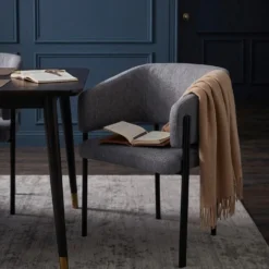 Lot de 2 chaises design et matelassées Isaure Métal Noir et Tissu Gris