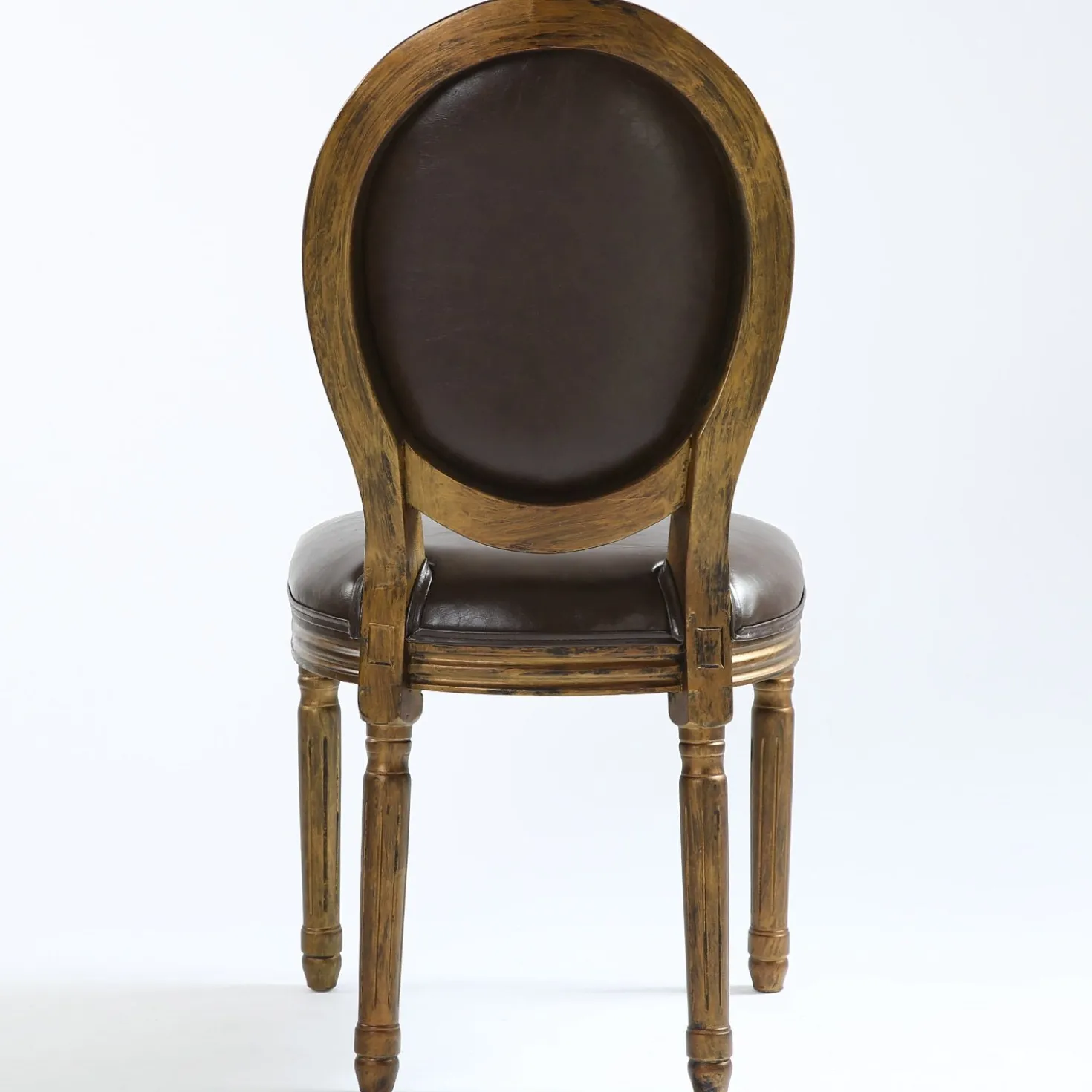 Lot de 20 chaises de style médaillon Louis XVI Simili (P.U) Marron bois patiné Or