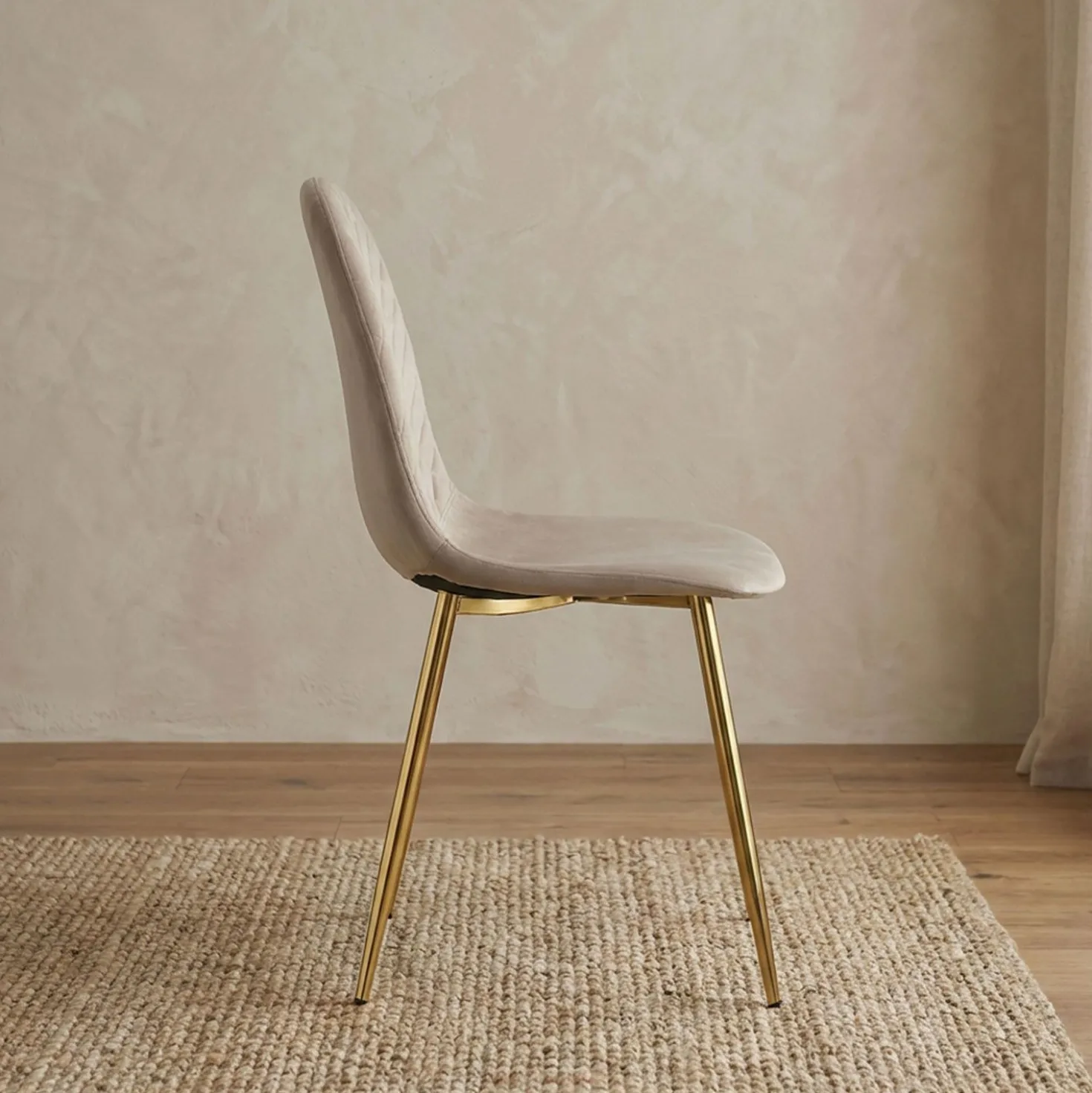 Lot de 8 chaises matelassées Norway Pieds Or et Velours Taupe