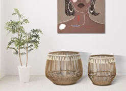 Paniers ronds en rotin marron finition tissu naturel