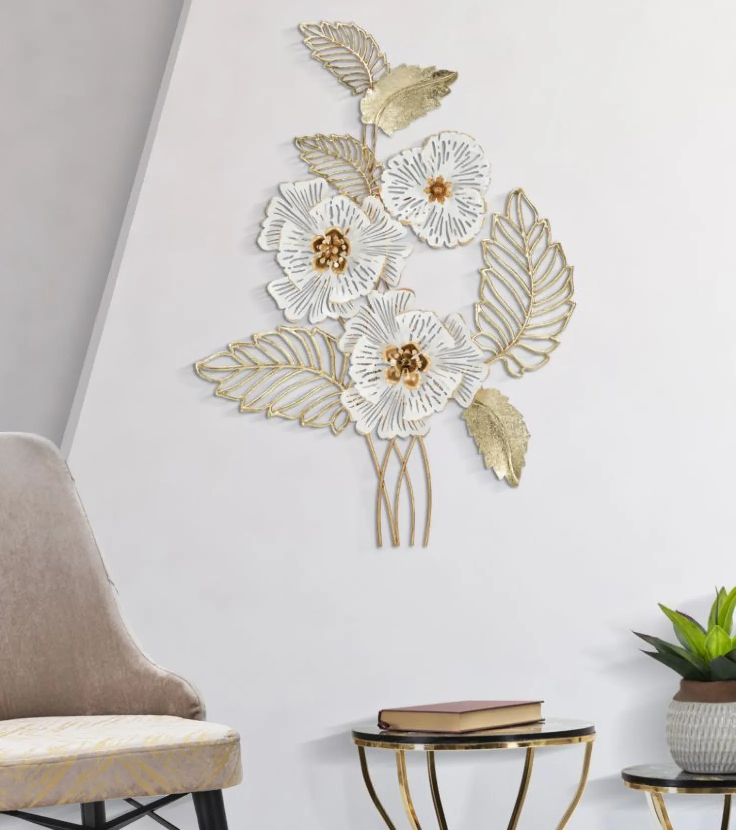 Panneau mural décoratif 3D en métal doré et blanc fleurs et feuilles
