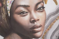 Peinture murale Naomi Bois massif avec applications en tissu multicolores