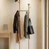 Portant à vêtements Axi métal doré base marbre noir