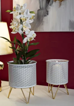 Porte-vases en métal blanc avec support en métal doré