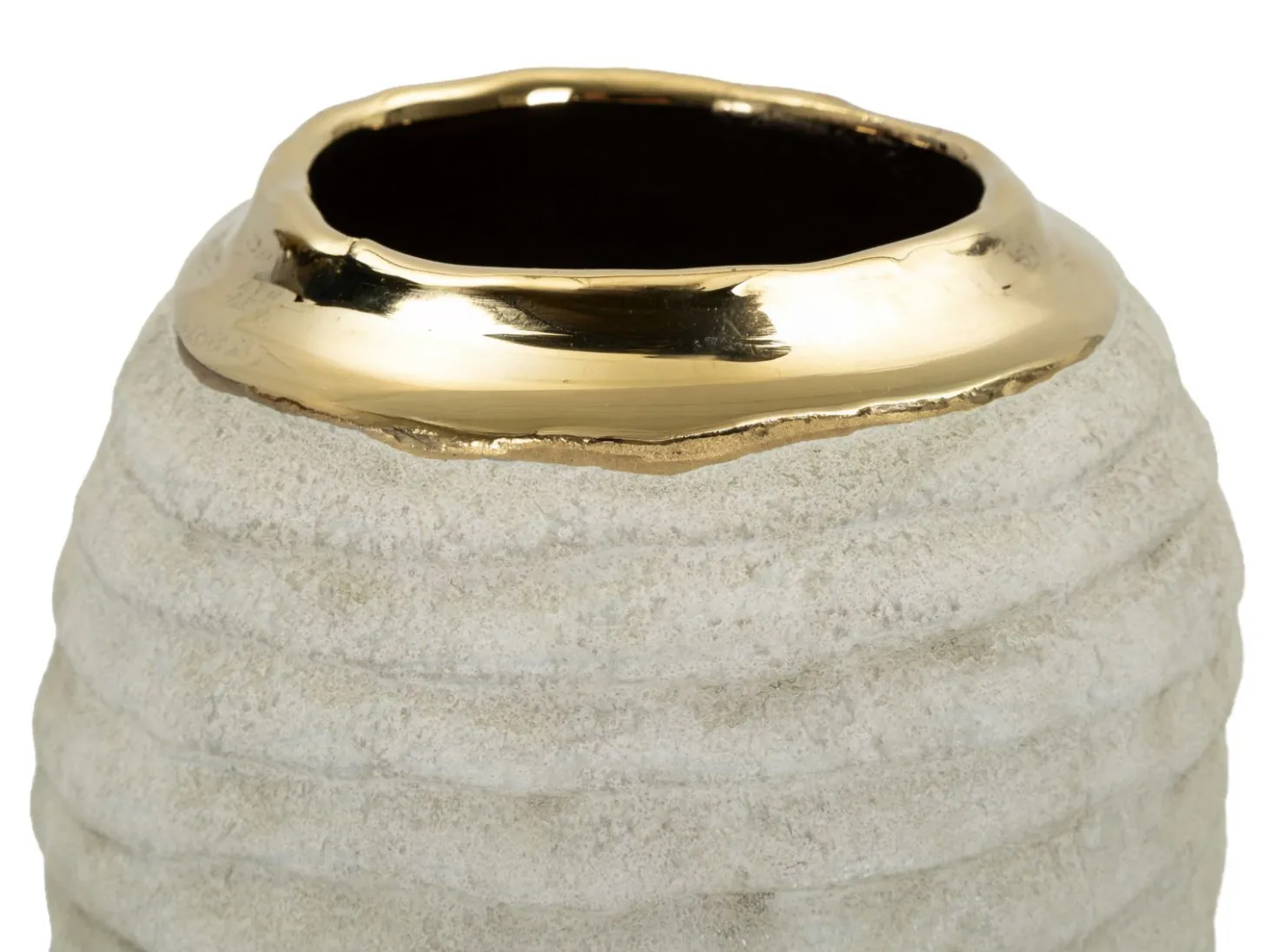 Vase compact finition mate intérieur doré